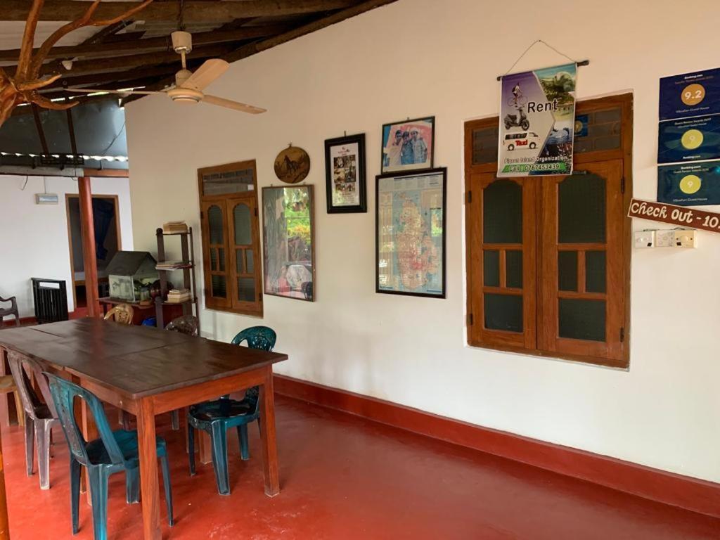 Vibushan Guest House 닐라벨리 외부 사진
