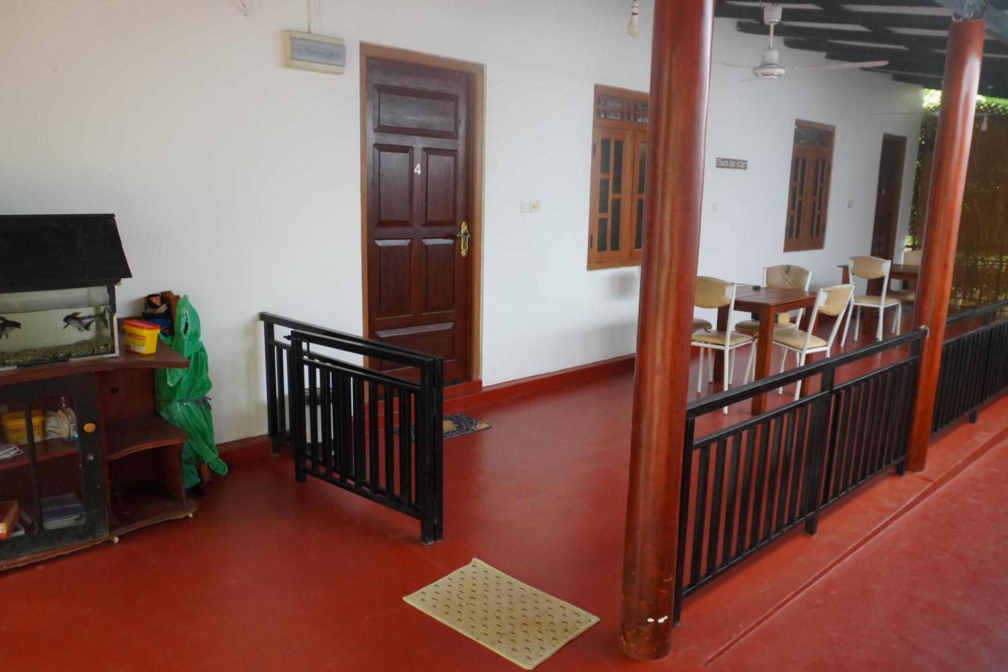 Vibushan Guest House 닐라벨리 외부 사진